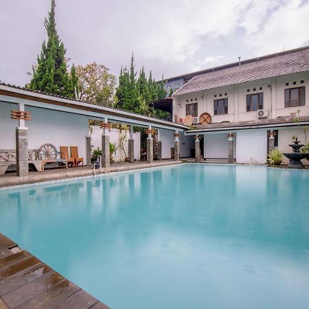 Takashimaya Hotel & Convention Lembang Εξωτερικό φωτογραφία