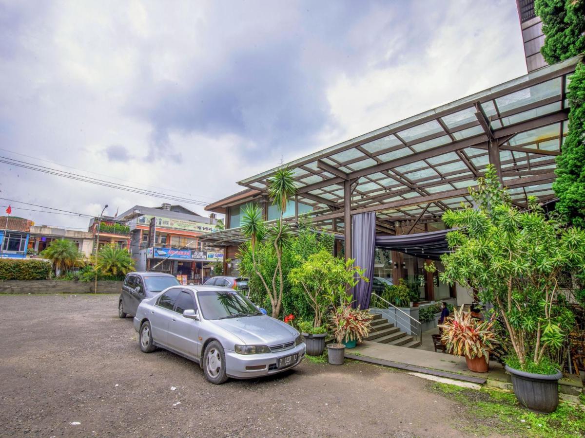 Takashimaya Hotel & Convention Lembang Εξωτερικό φωτογραφία