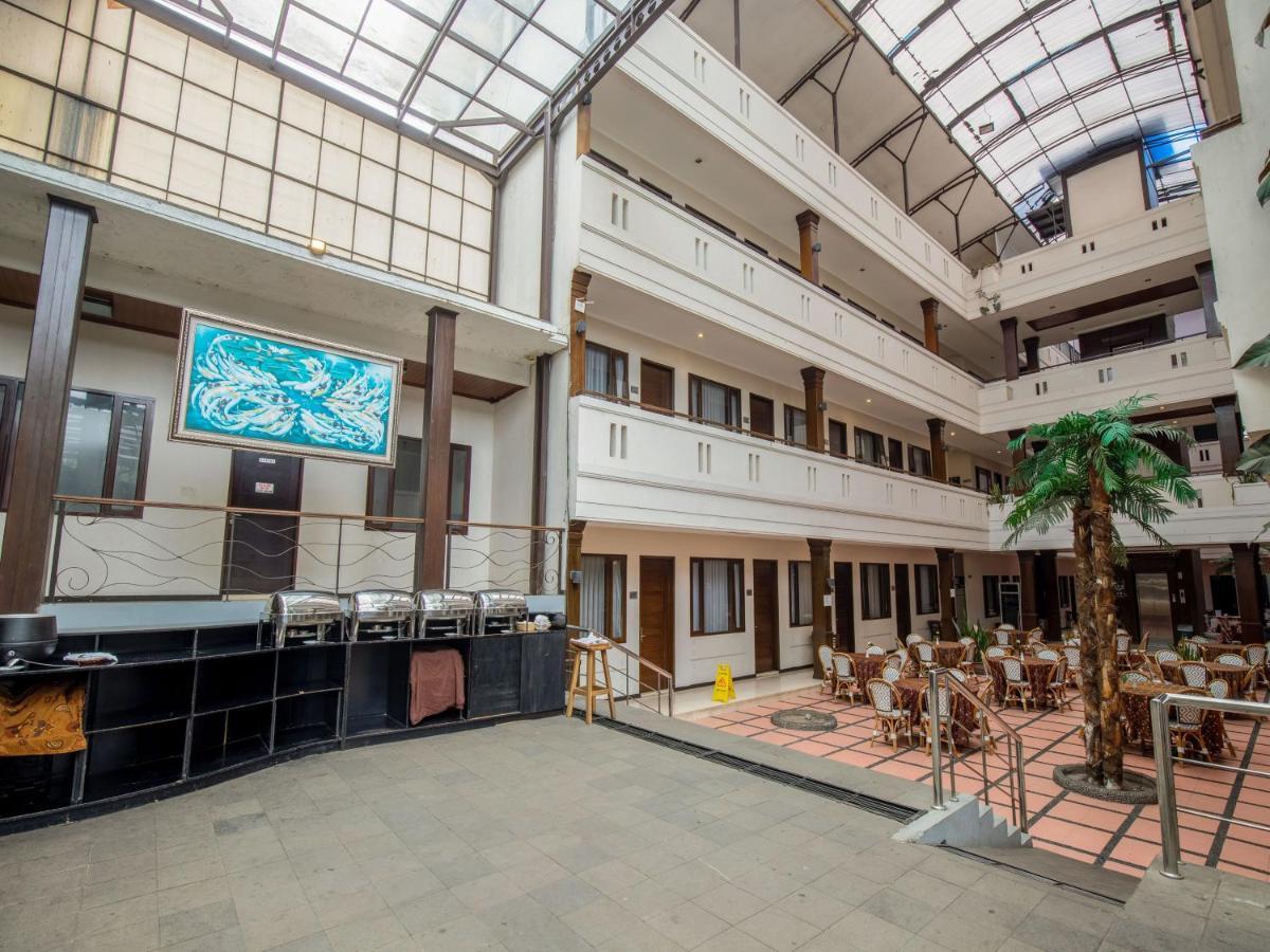 Takashimaya Hotel & Convention Lembang Εξωτερικό φωτογραφία